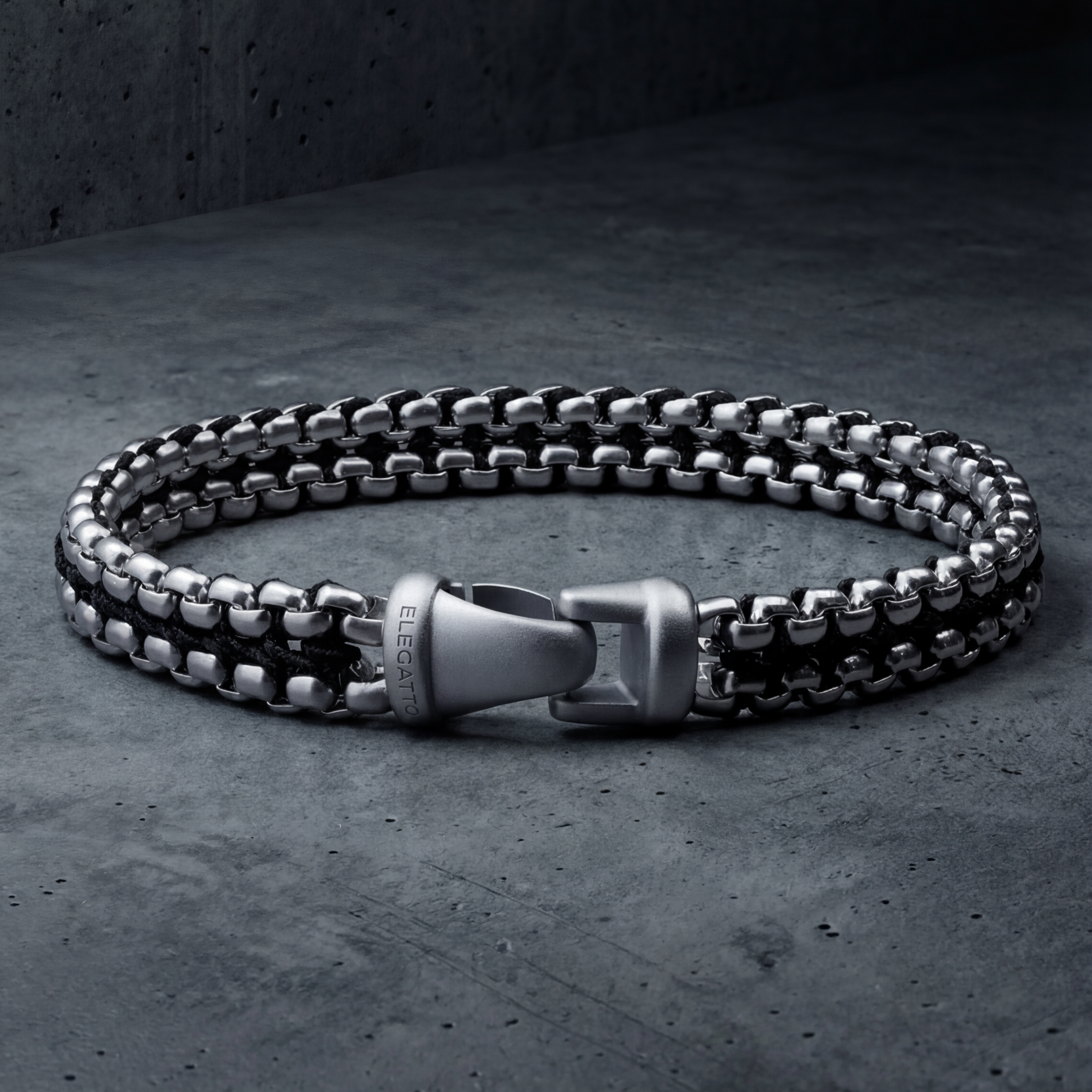Ares Silver Black