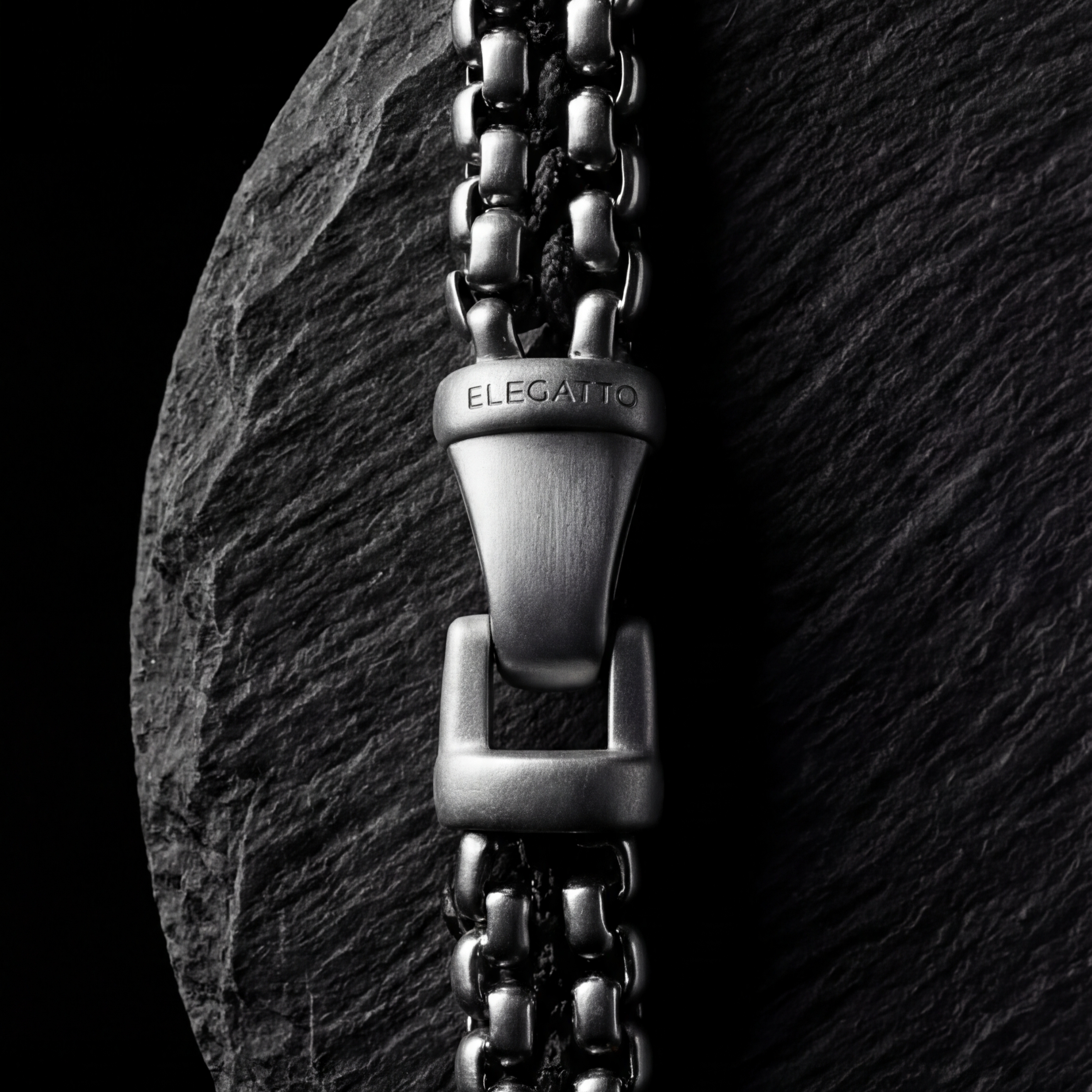 Ares Silver Black