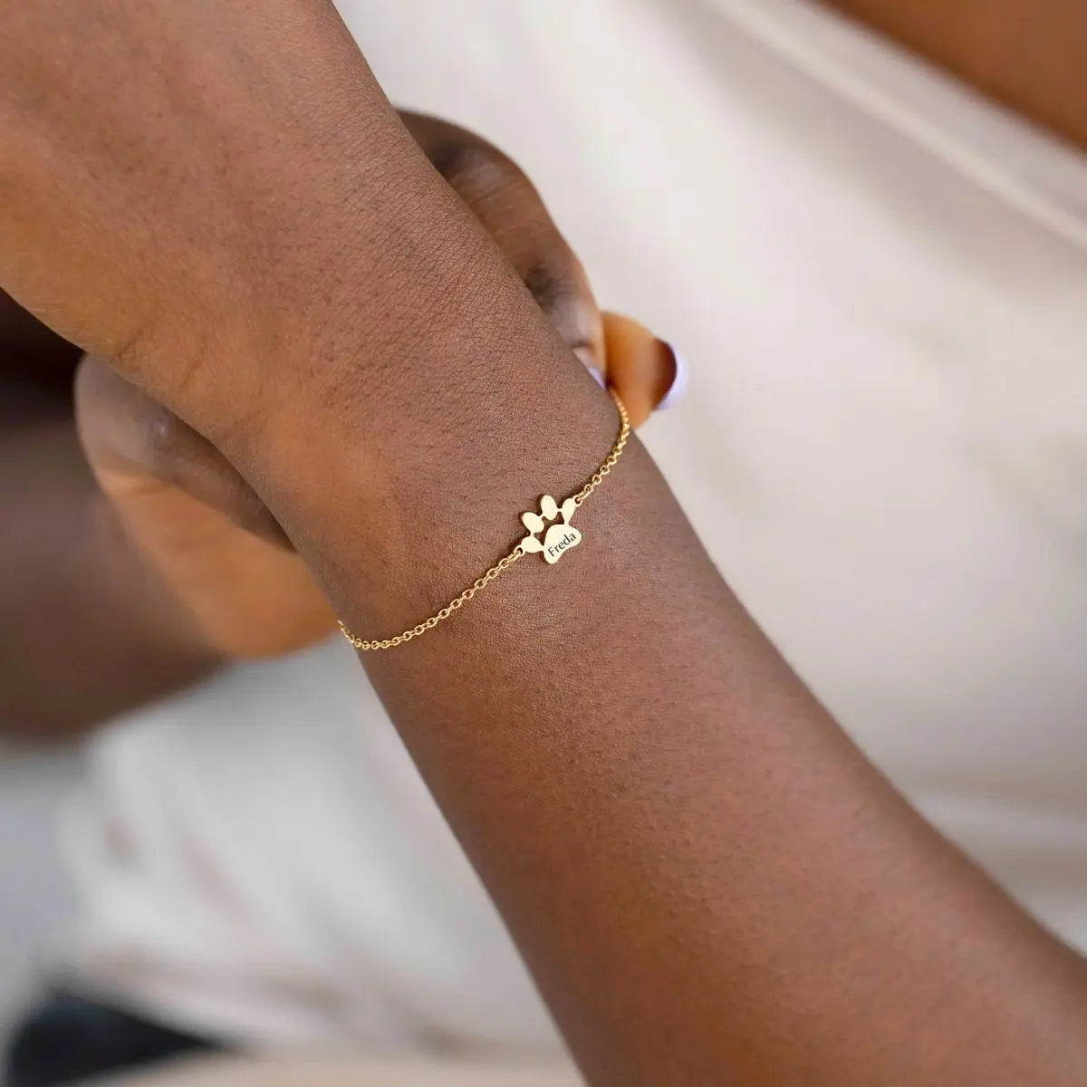 Pulseira Personalizada com Pata e Nome