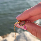 Colar Duplo Coração com Rosa Eterna