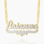 Colar com nome de coração em banho duplo, estilo script, da marca Wulgor, exibido em imagem com acabamento elegante.