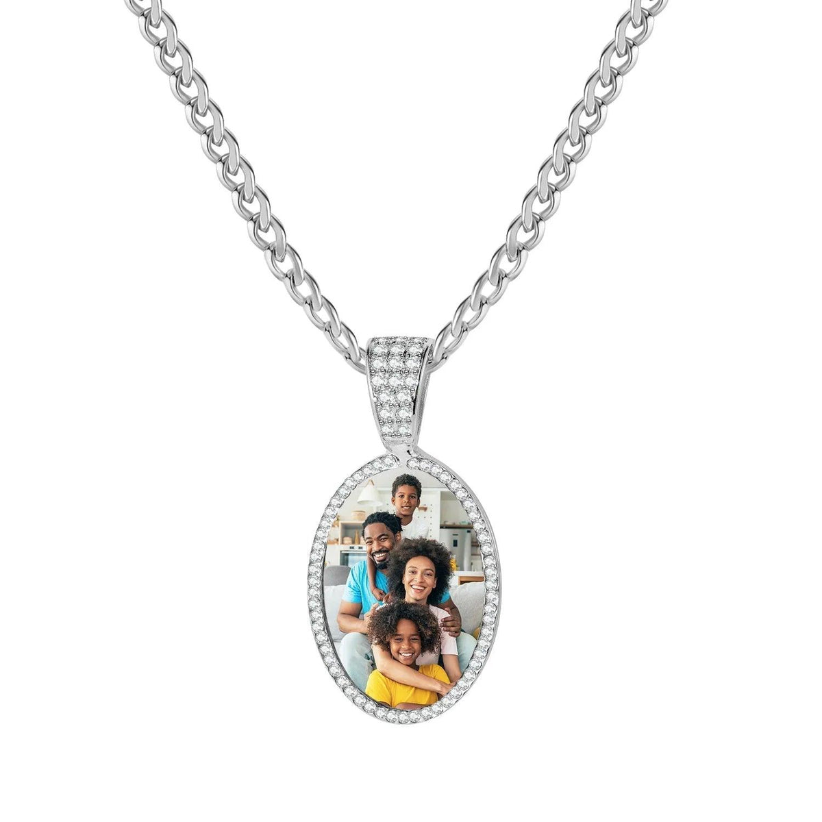 Colar de prata com pingente de foto gelo e corrente cubana da Wulgor, destacando o pingente de foto com acabamento gelo brilhante.