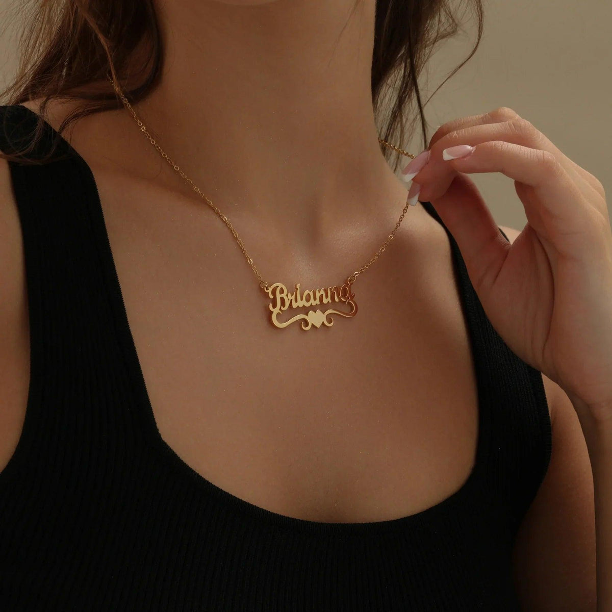 Colar Personalizado com Nome e Coração - Wulgor
