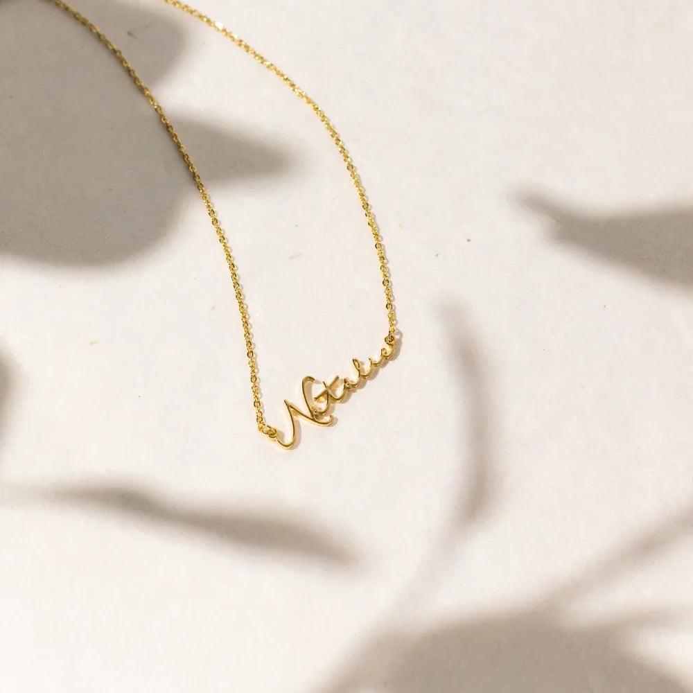 Colar Personalizado com Nome em Cursiva - Wulgor